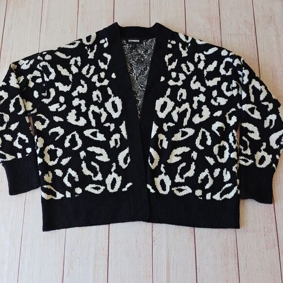 Express open front leopard print cardigan sz S NWOT - Picture 6 of 9